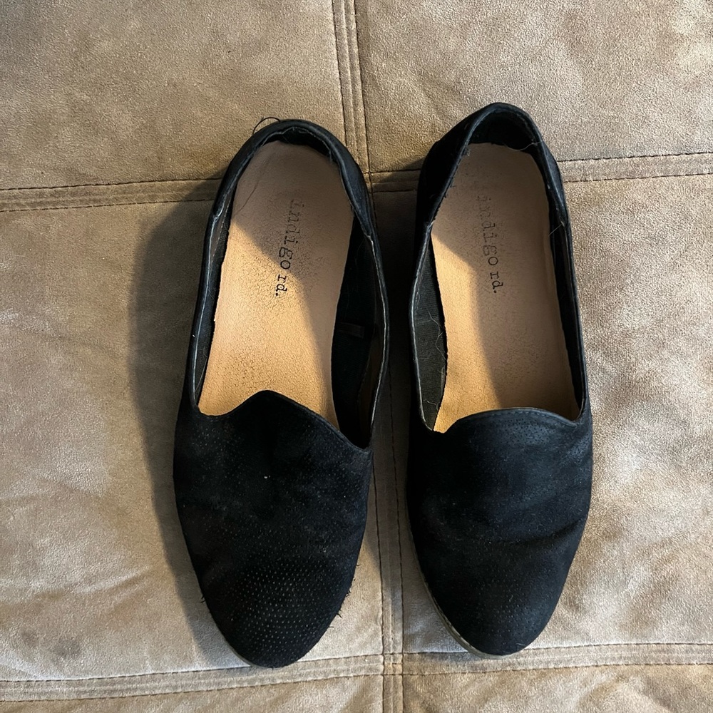 Black flats